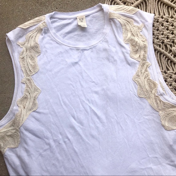 We The Free White Sleeveless Top Size Medium - Picture 3 of 6